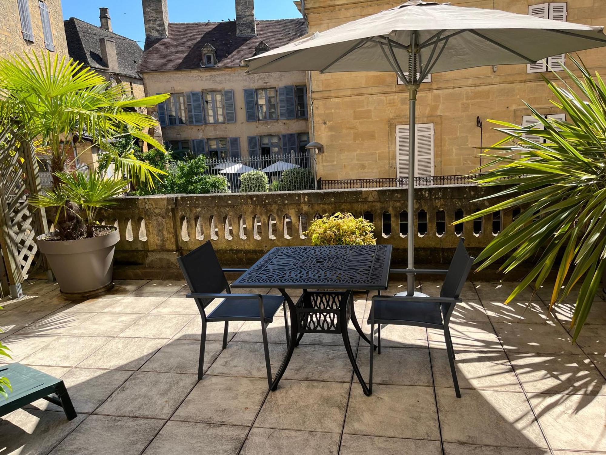 La Villa Des Consuls - Gite De Tourisme De Charme Sarlat-la-Canéda Dış mekan fotoğraf